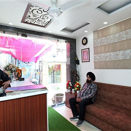 نيودلهي Hotel Toto International Dx المظهر الخارجي الصورة