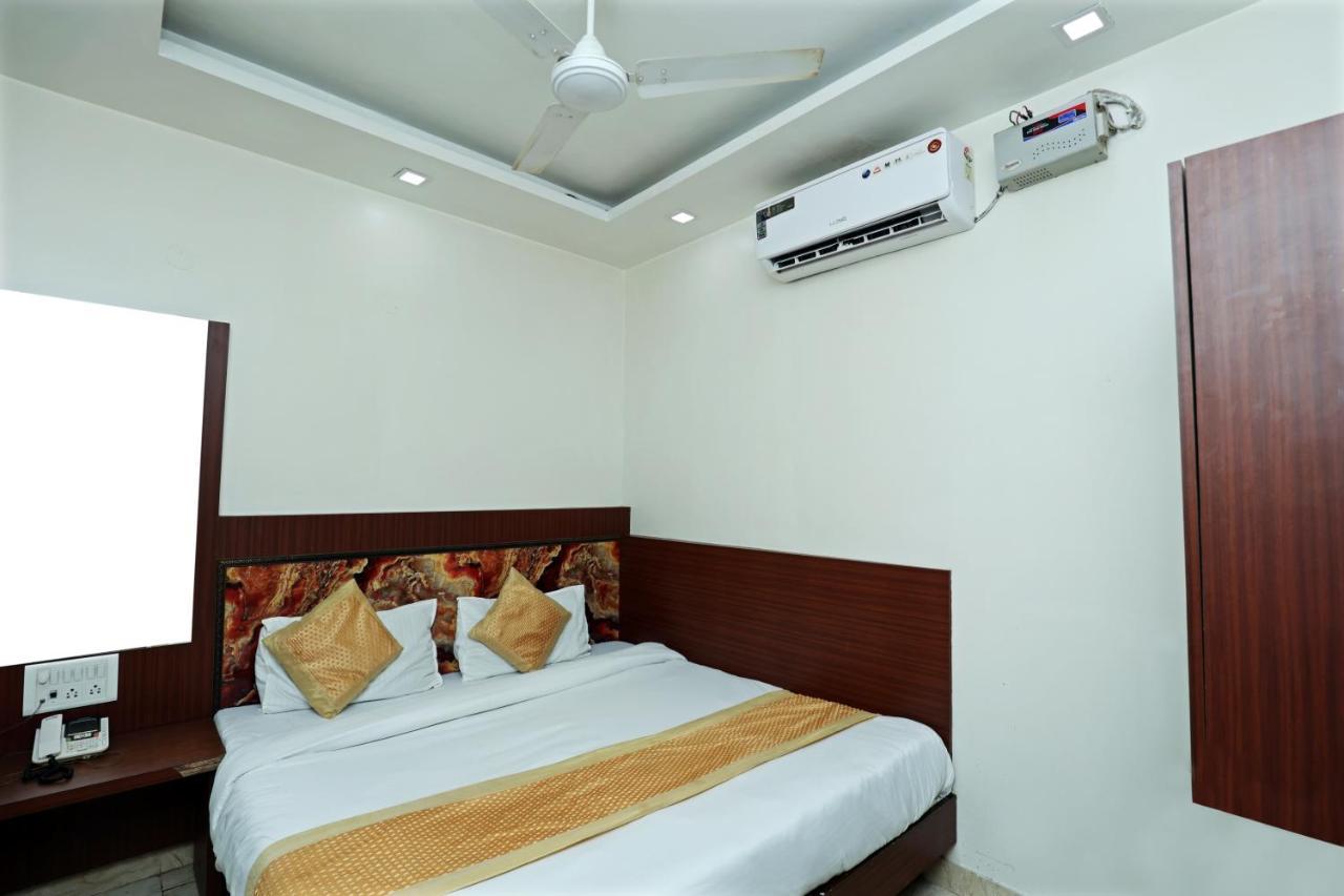 نيودلهي Hotel Toto International Dx المظهر الخارجي الصورة
