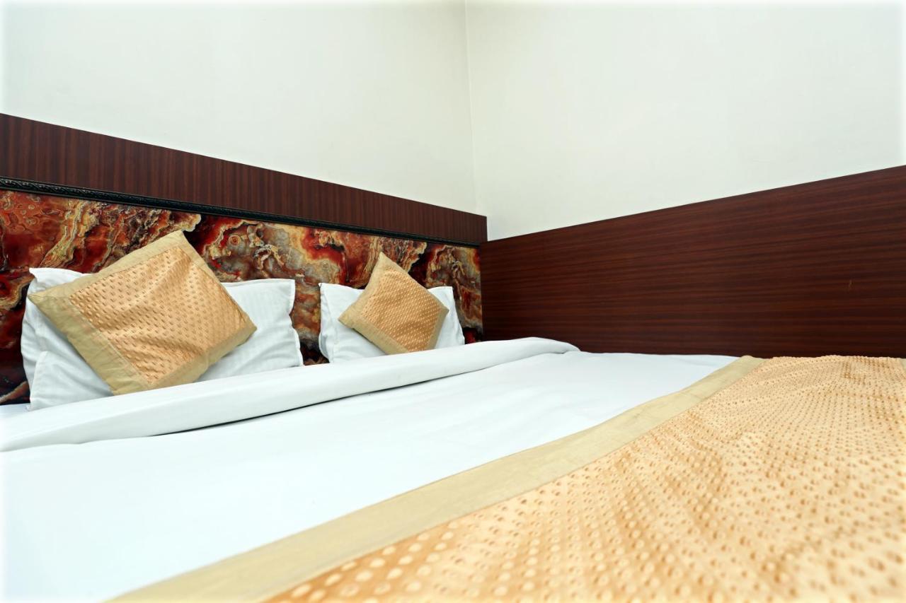 نيودلهي Hotel Toto International Dx المظهر الخارجي الصورة